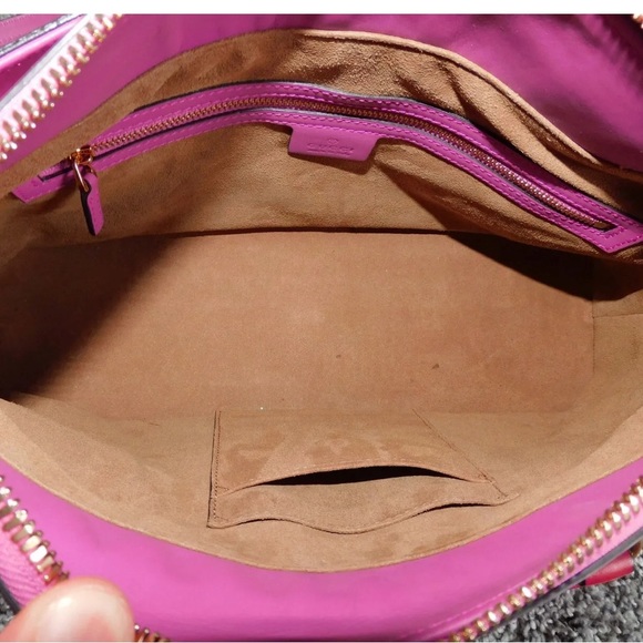 Gucci GG Supreme Tote - Picture 2 of 12